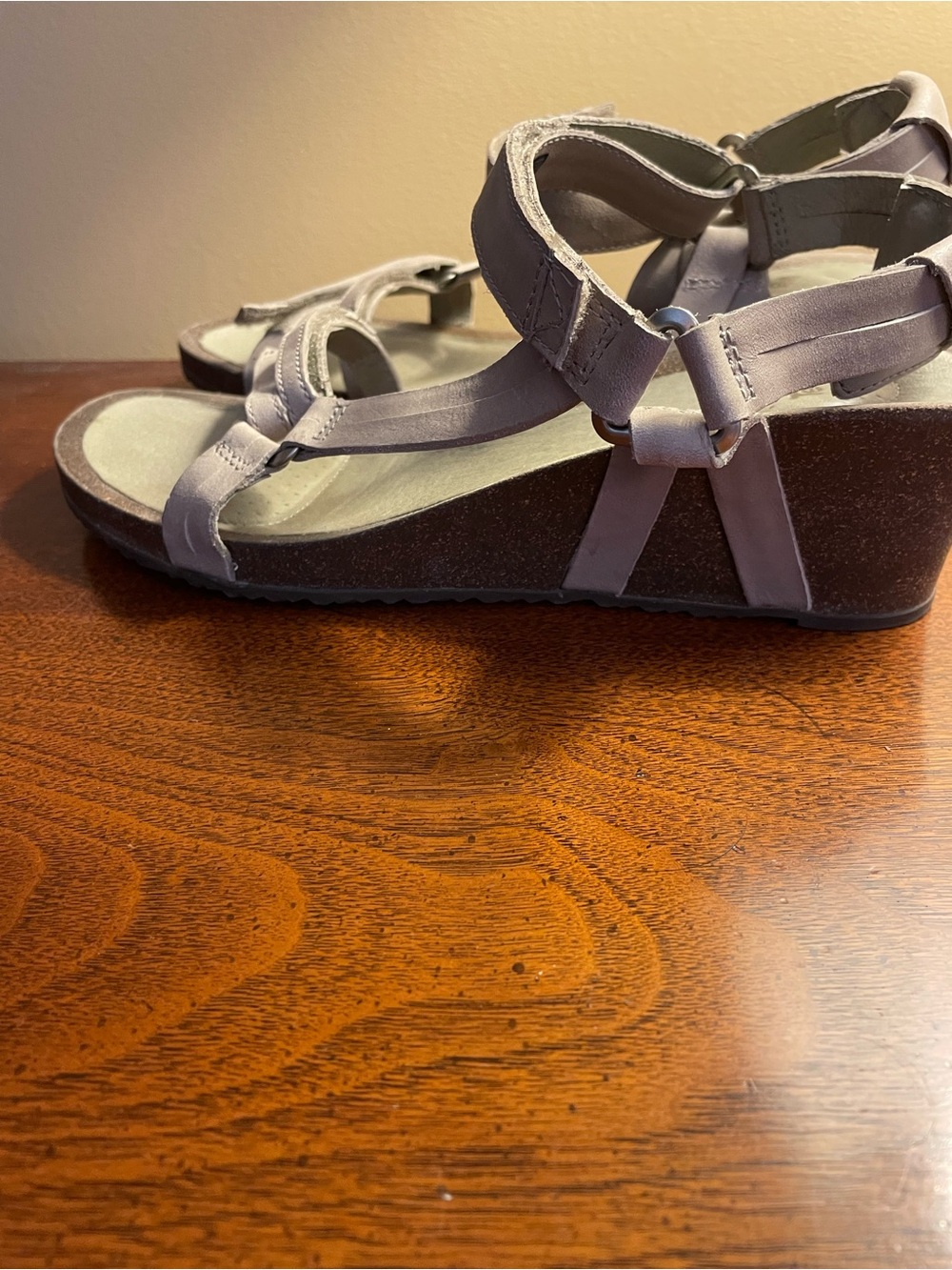 TEVA Women's Ysidro Universal Taupe 100% Leather Wedge - Picture 6 of 9